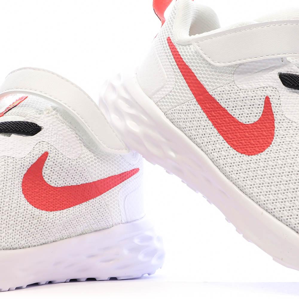 Nike Baskets Blanches Enfant Nike Revolution 6