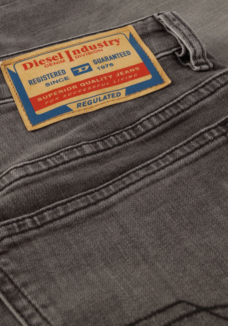 DIESEL lichtgrijze diesel shorts slim-short