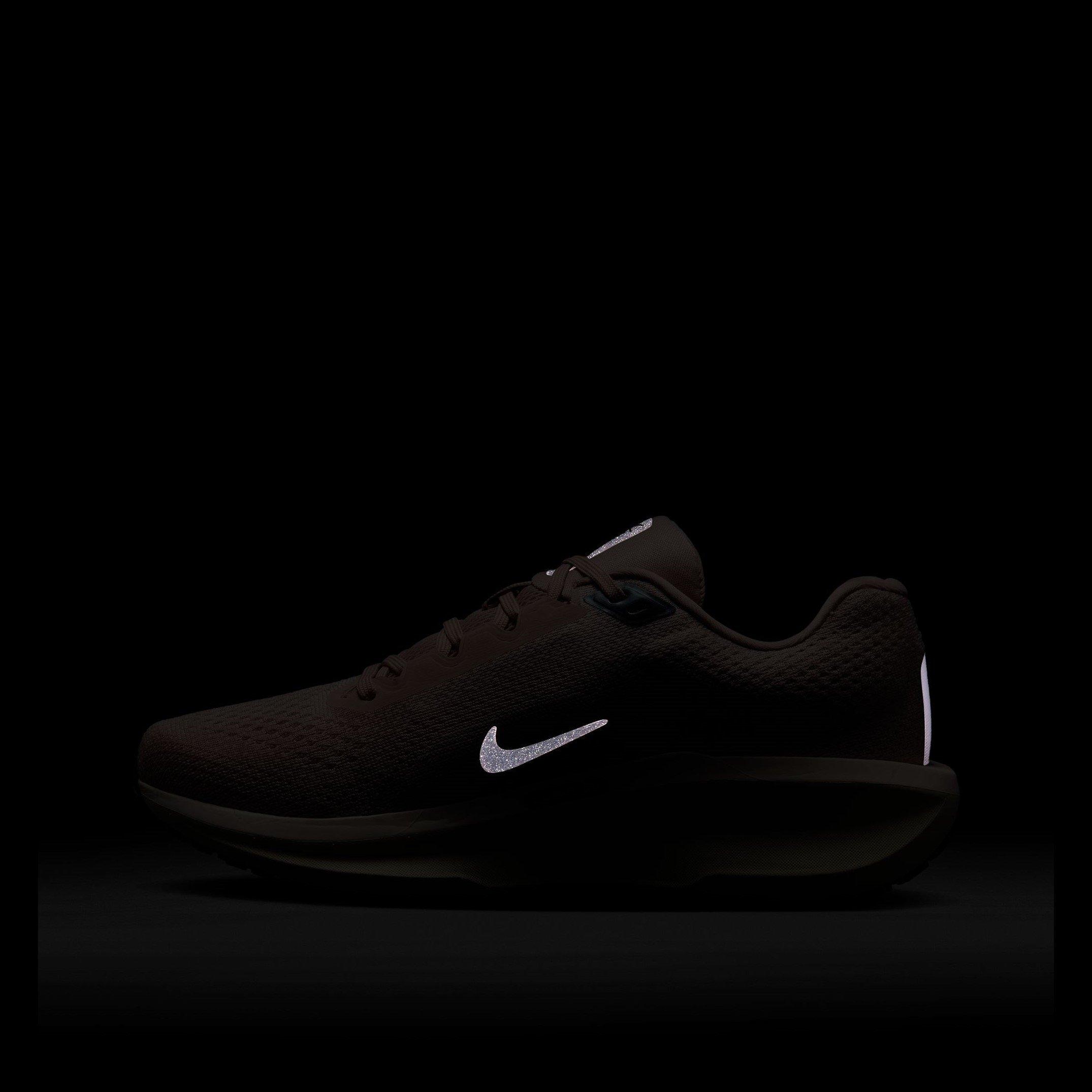 Nike Winflo 11 Womens Road Running Shoes