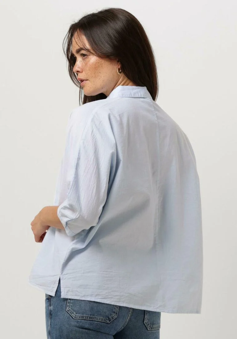 BY-BAR lichtblauwe by-bar blouse norel champbray blouse