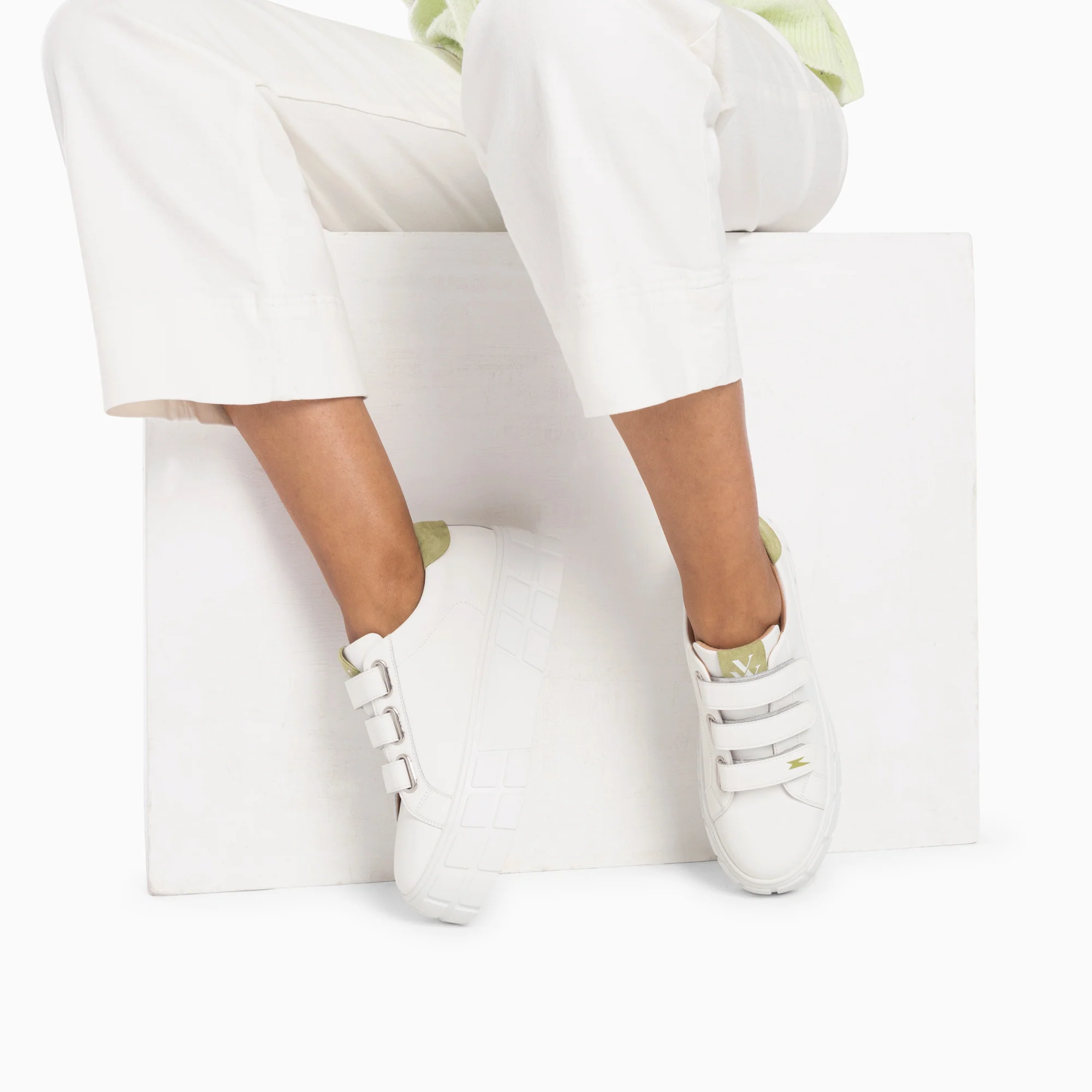 Sneakers-Baskets Coraline blanc et vert à plateforme