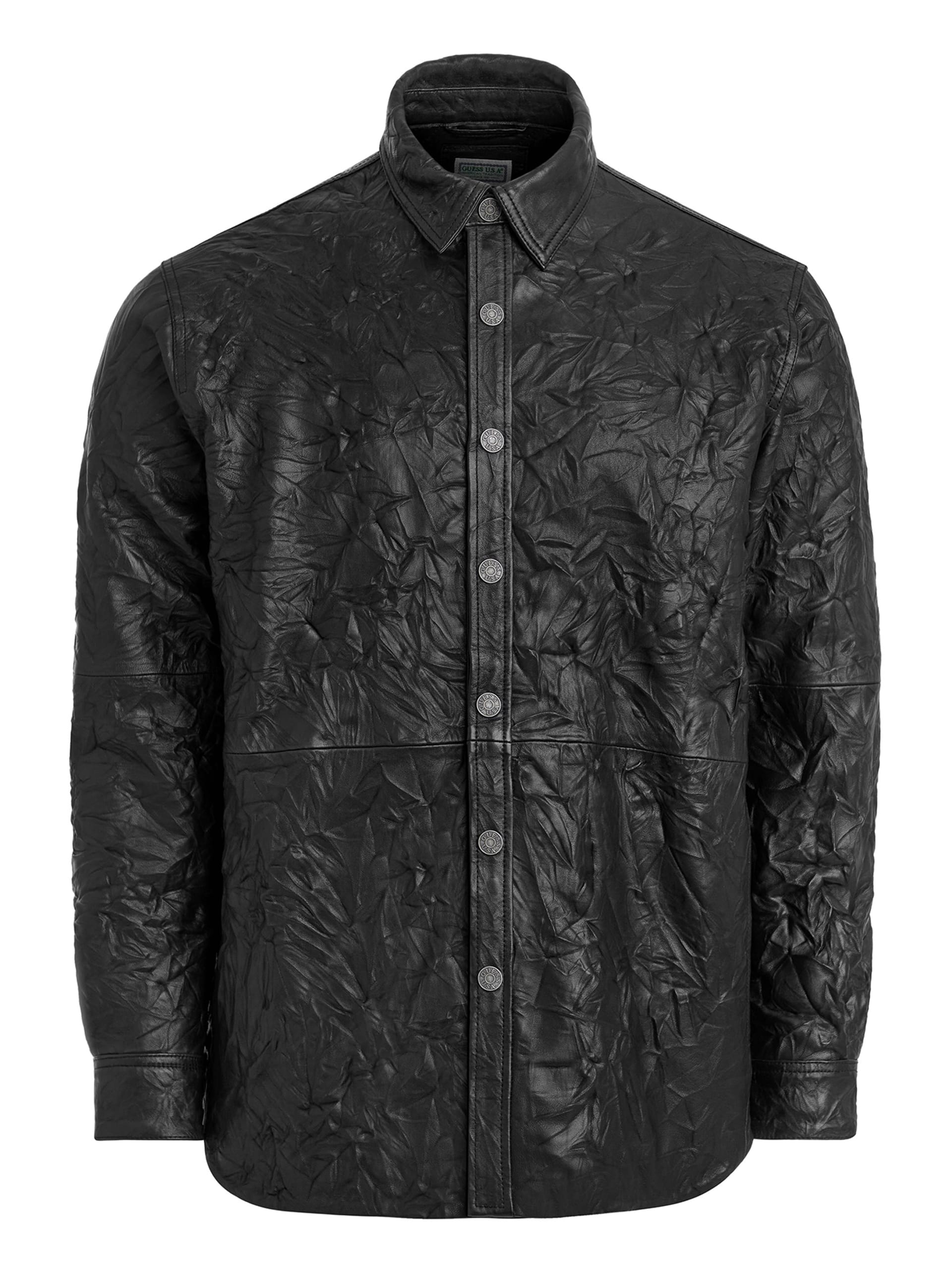 camisa de couro enrugado