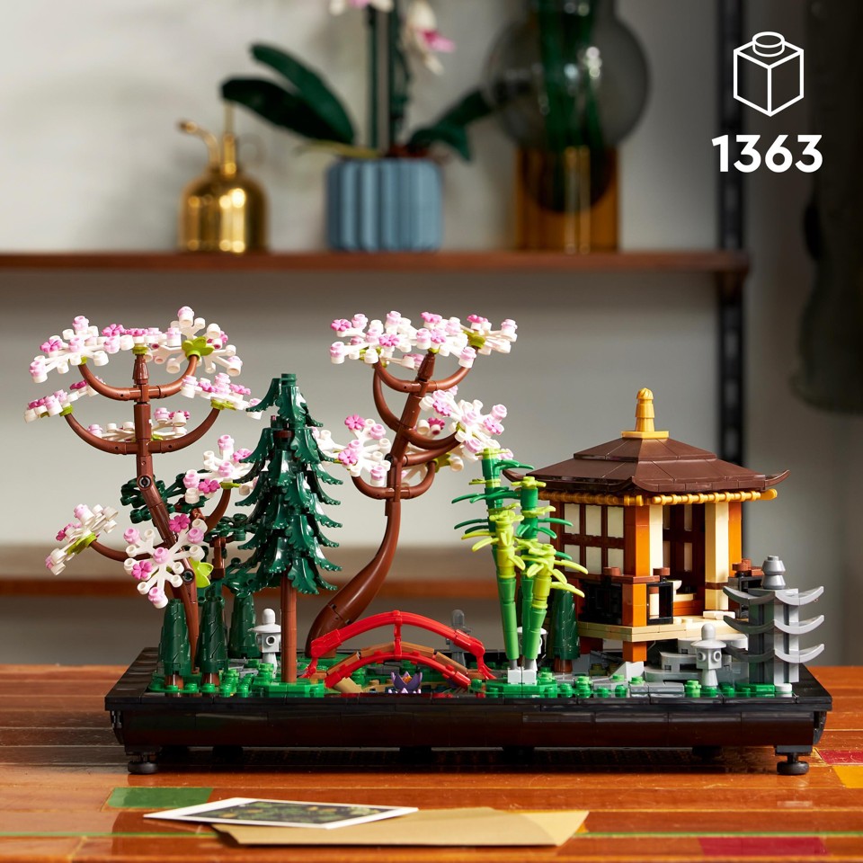 LEGO Icons - Fredfyldt have (10315)