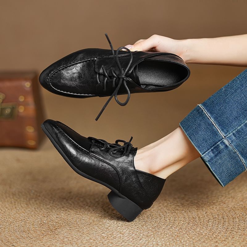 Megan - Veterschoenen met dikke hak en imitatieleer
