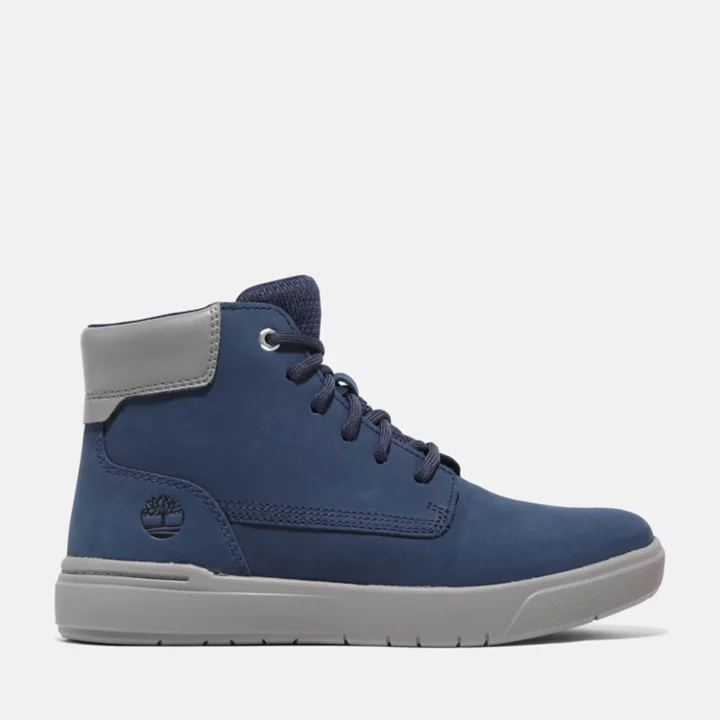 Bota infantil Seneca Bay de 15 cm com zíper lateral na cor azul marinho.