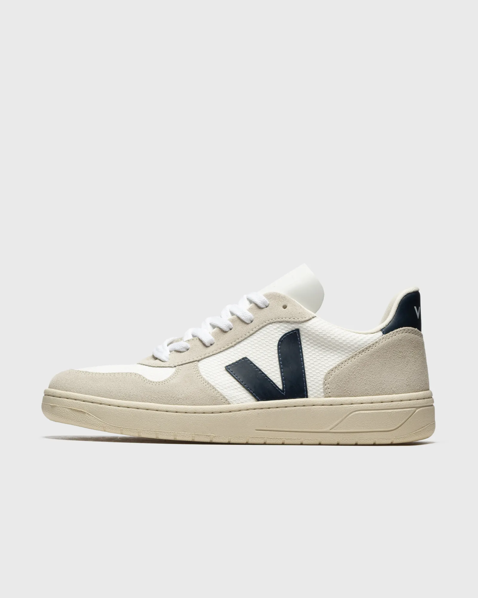 Veja V-10 B-MESH