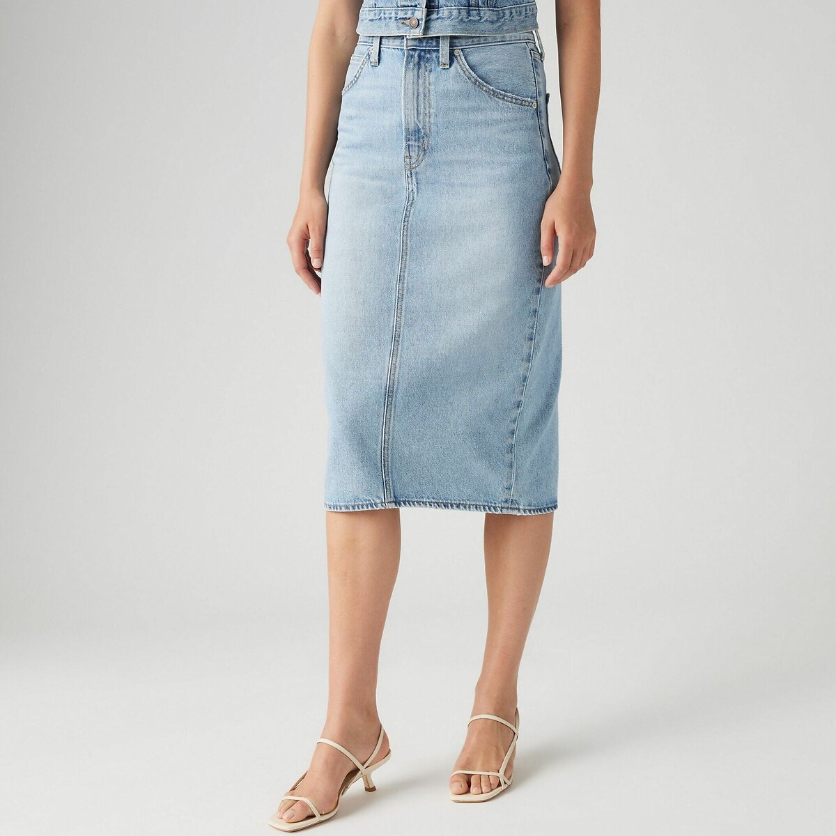 Saia Levi's Rok HR A Line Decon