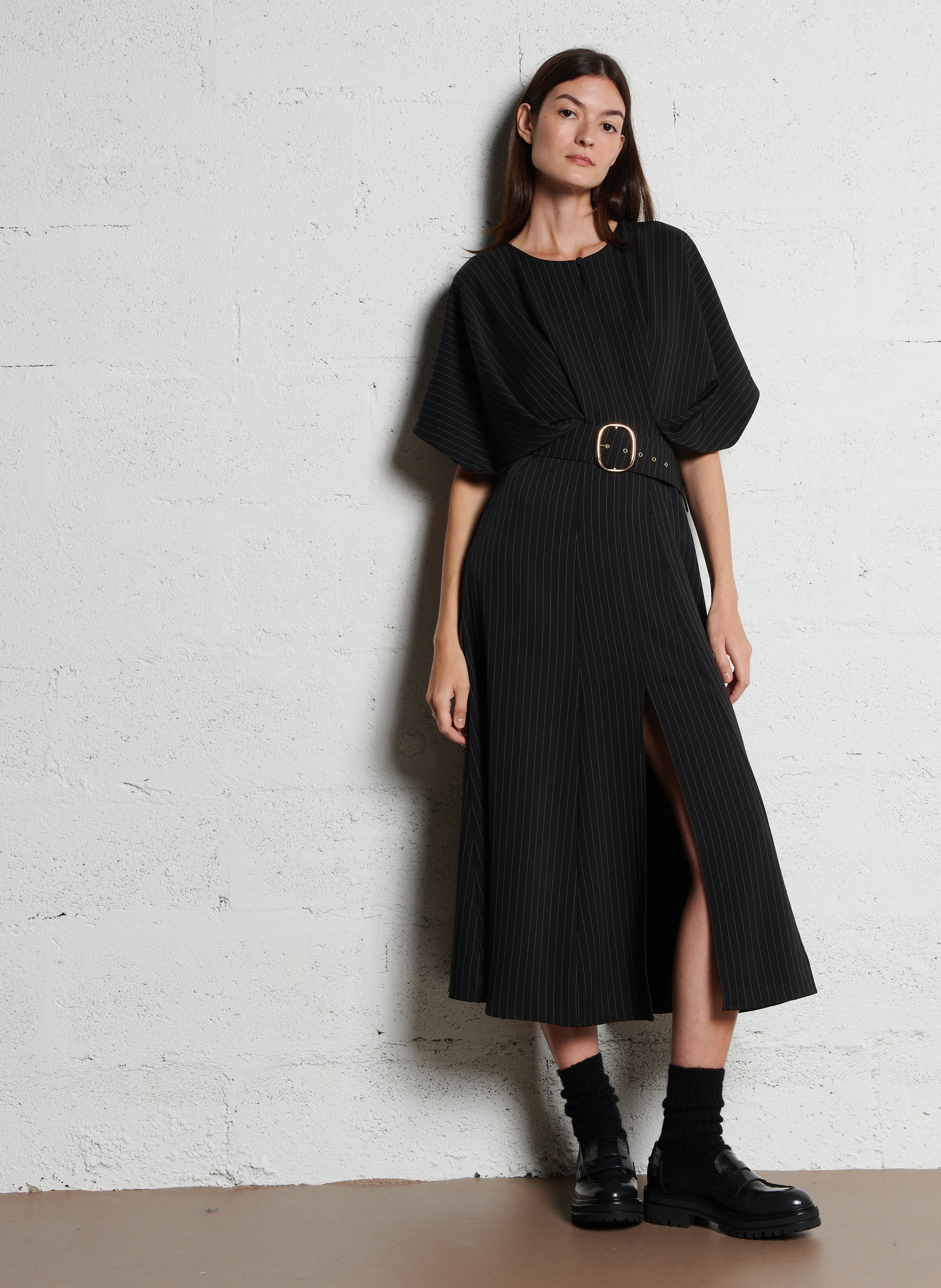 Robe longue droite à col rond| Noir