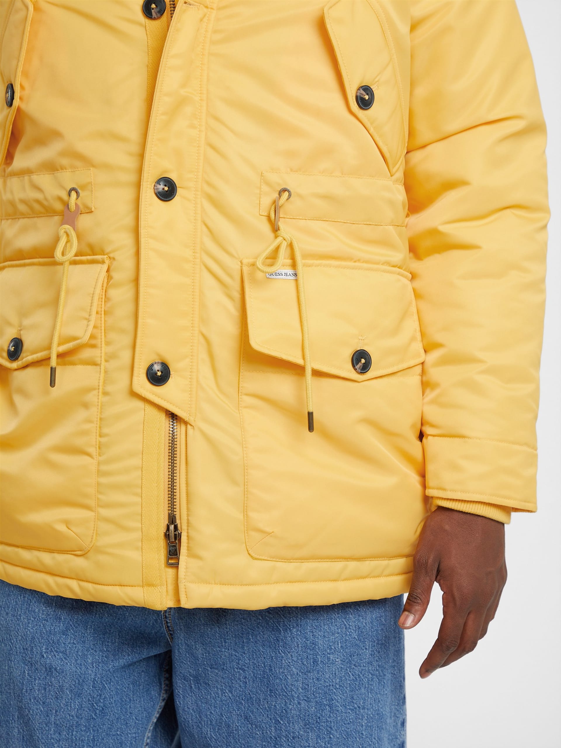 Parka com capuz em nylon