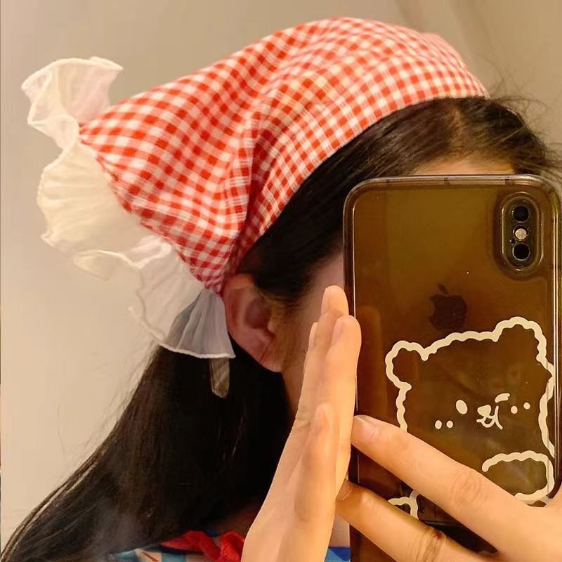 Bolgivy - Geruite bandana met kantversiering