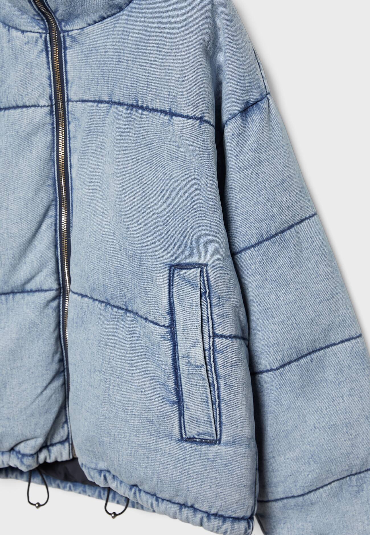 Jaqueta puffer jeans
