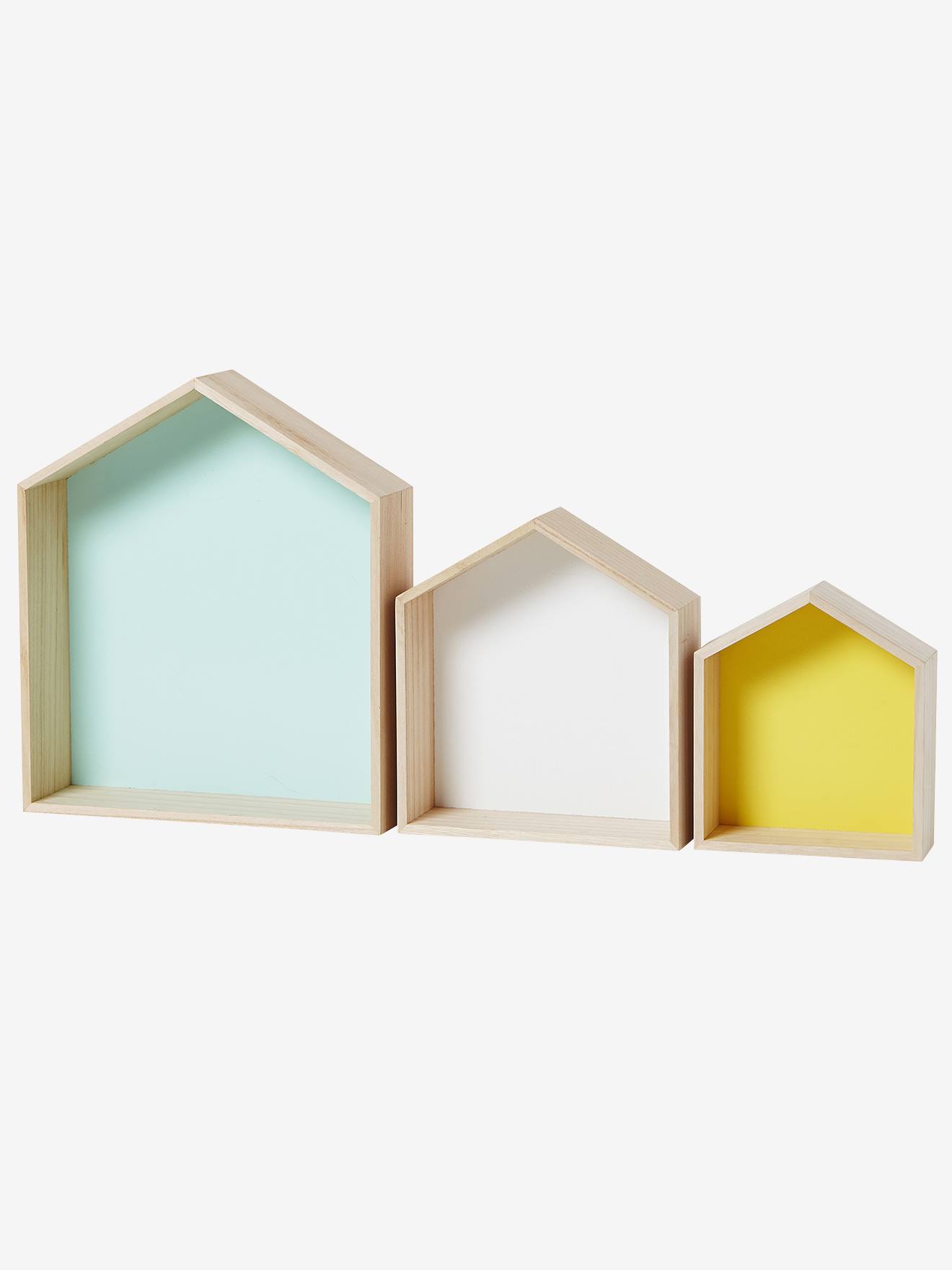 Conjunto de 3 prateleiras de madeira multicoloridas em formato de casa.