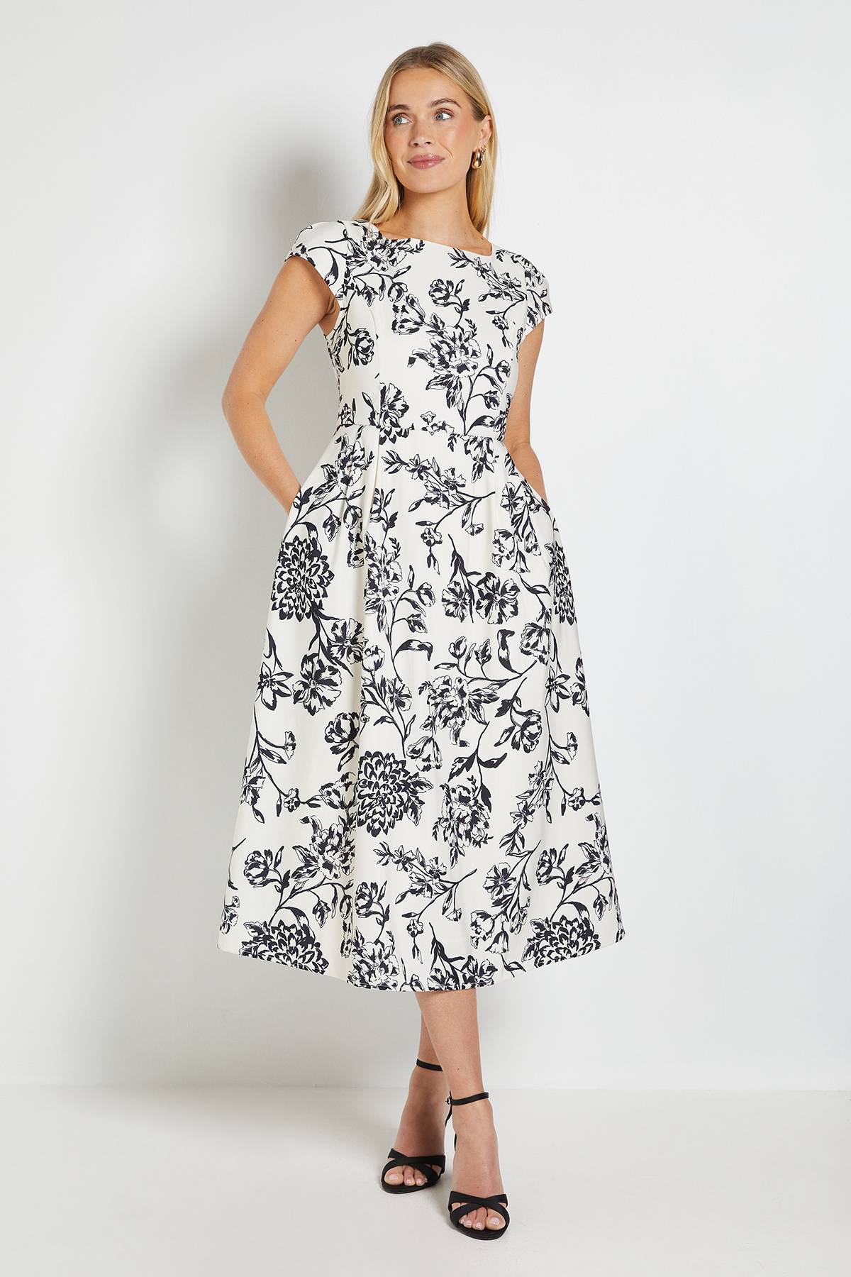Wallis Robe Midaxi Cintrée Et Évasée En Ottoman Fleuri Petite
