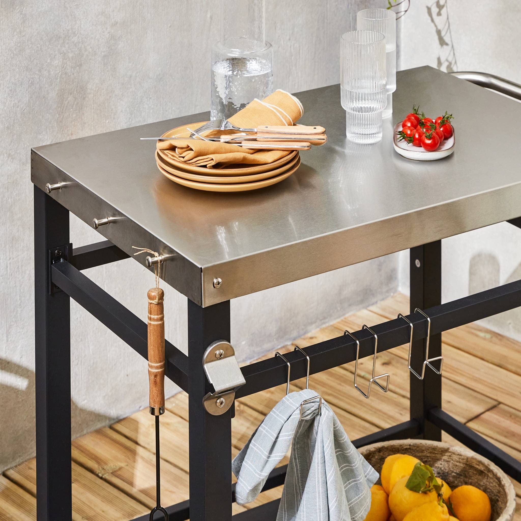 Alice’s Garden – Desserte de Barbecue en Acier 88 cm avec Roues et poignée. Noir. L 88 x l 58 x h 82.8cm