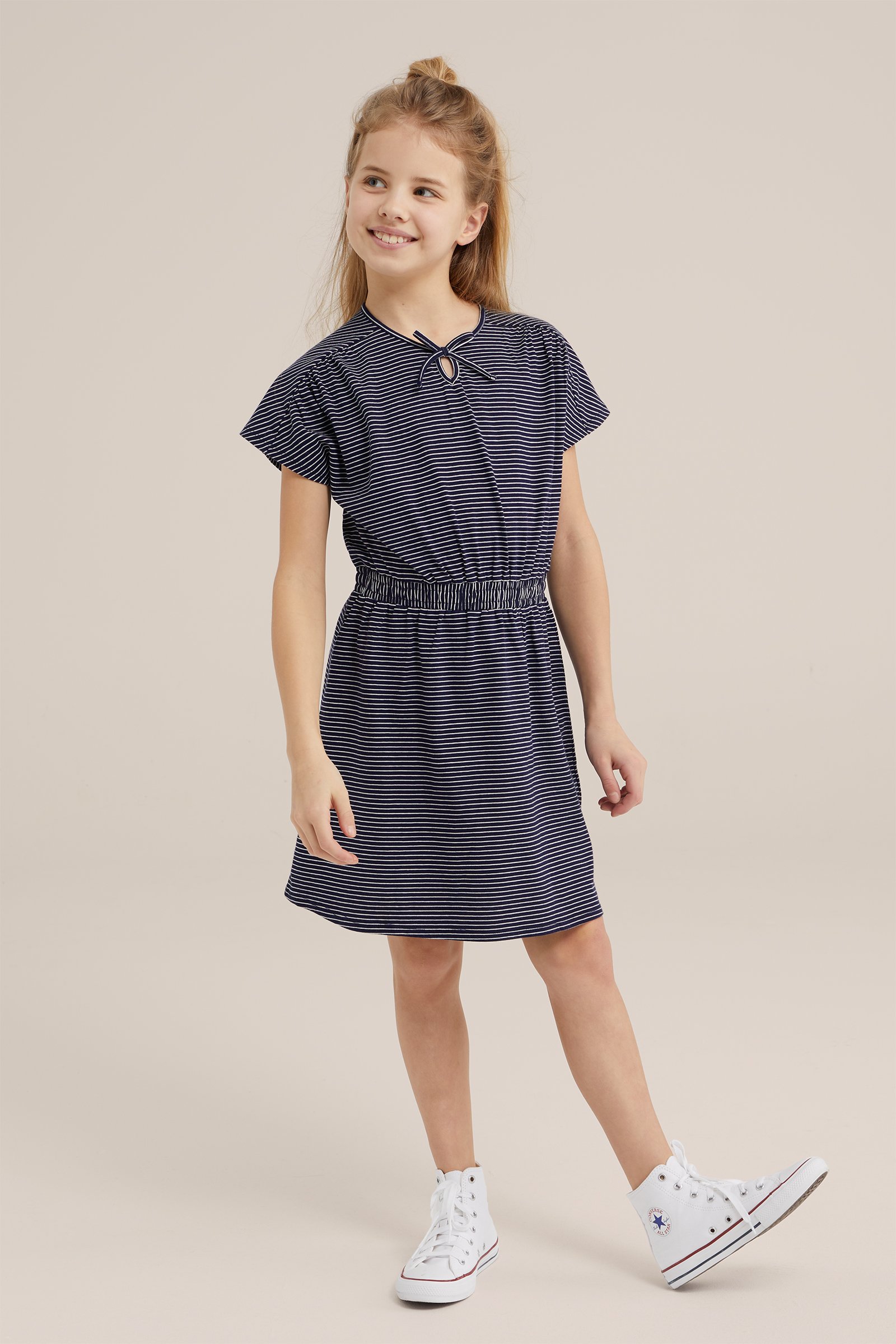 Meisjes jurk met structuur WE Fashion Marineblauw