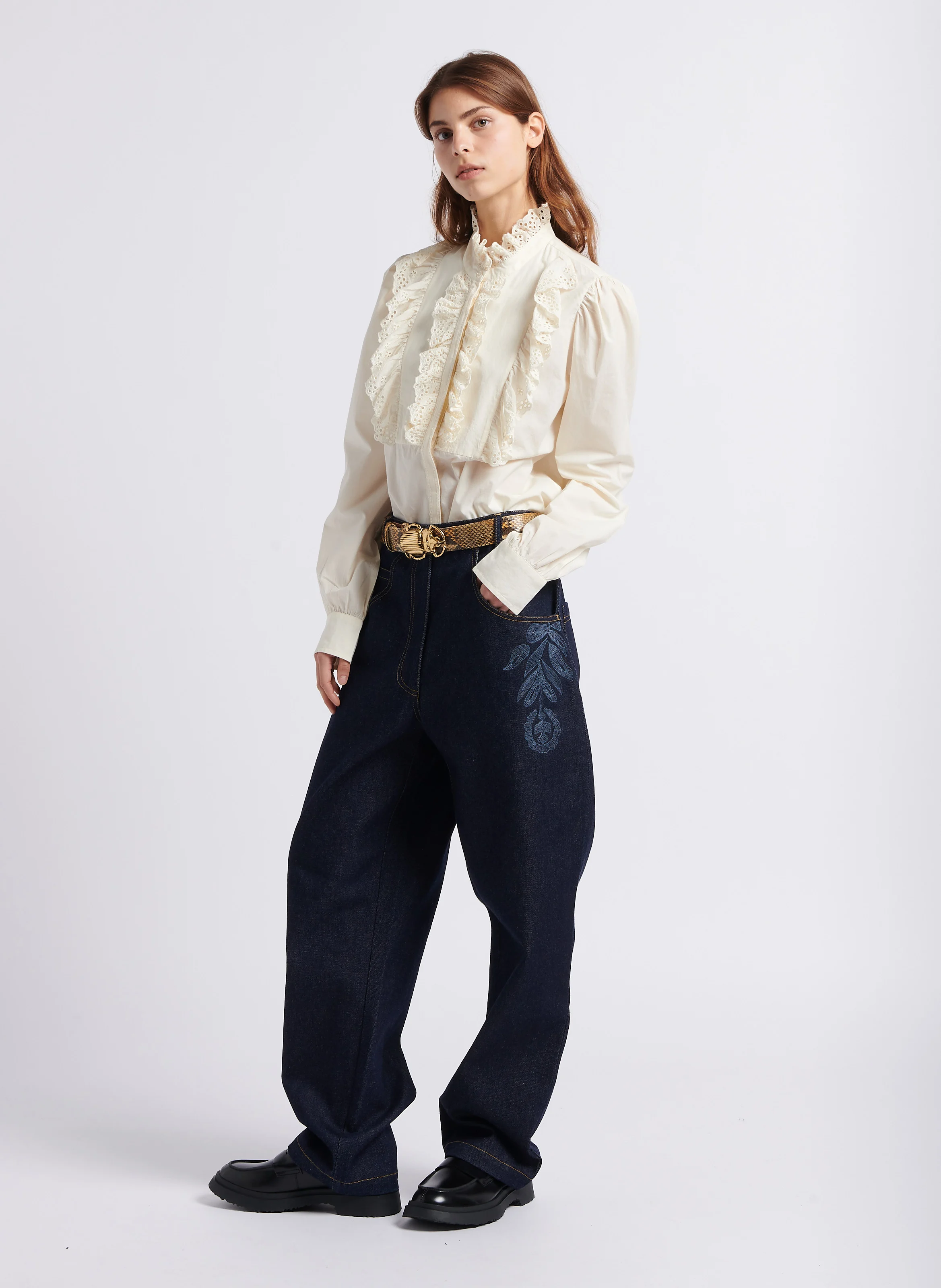 CHARLOTTE - Chemise à plastron volanté en coton | Beige