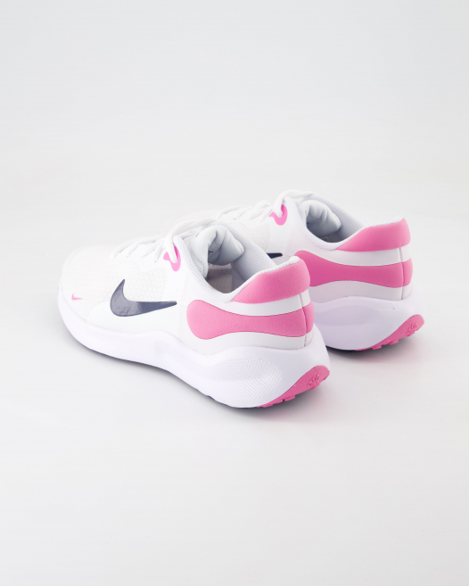 Nike Nike Revolution 7 Sportschuhe in Weiß