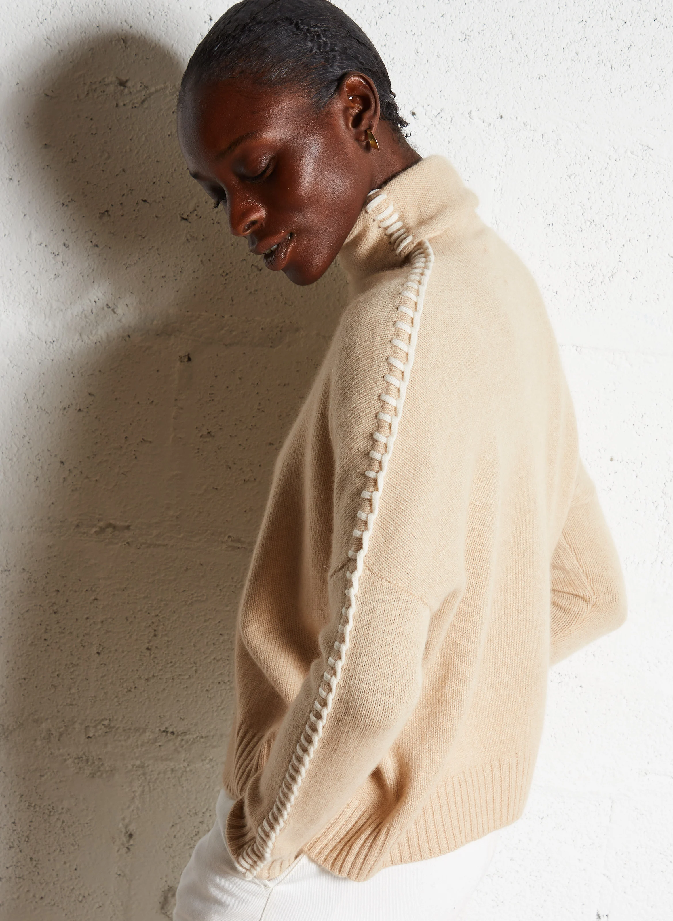 THEA - Col roulé ample en cachemire | Beige