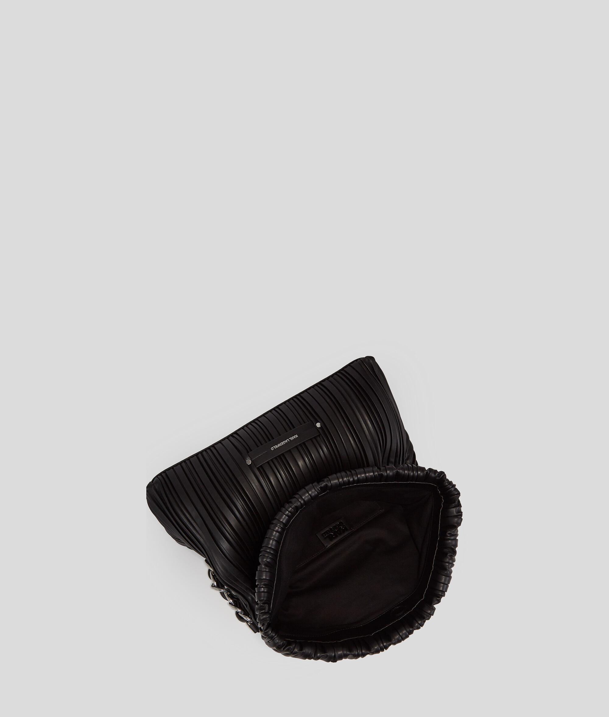 CABAS PLIÉ DE TAILLE MOYENNE AVEC ANSE CHAÎNE K/KUSHION