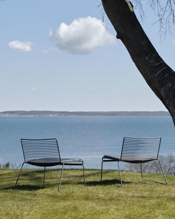 Hay Zitkussen voor Hee Lounge fauteuil buiten anthracite