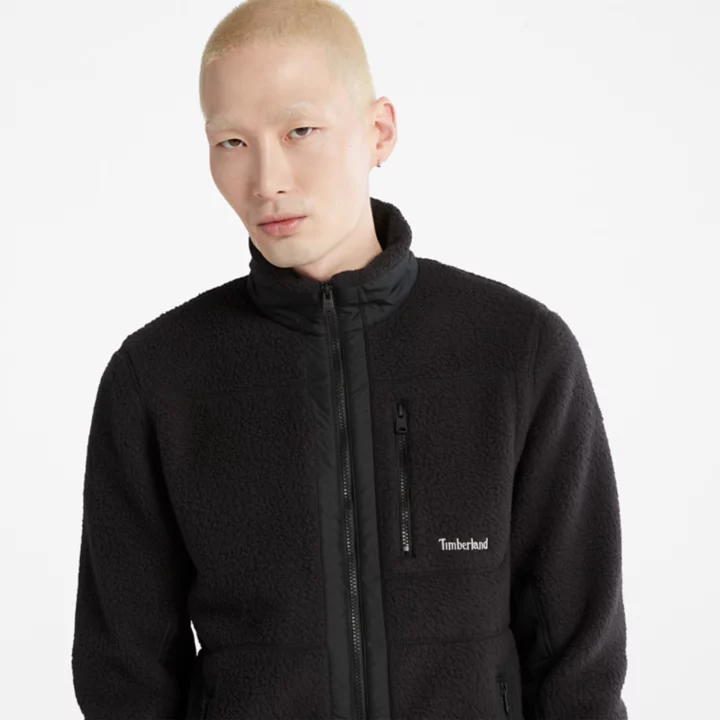 Jaqueta de lã Sherpa masculina na cor preta.