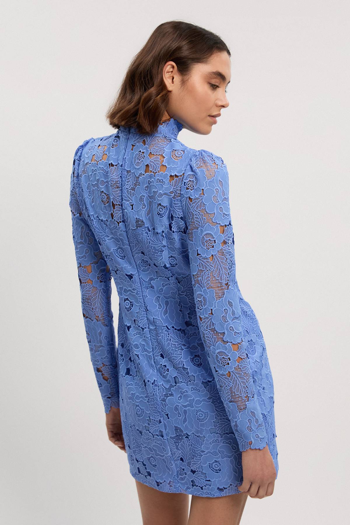 KarenMillen Robe mini tissée en dentelle guipure à col haut