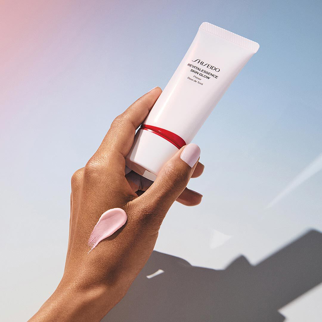SHISEIDO SHISEIDO MAQUILHAGEM REVITALESSENCE SKIN GLOW PRIMER SPF25 - 30ml