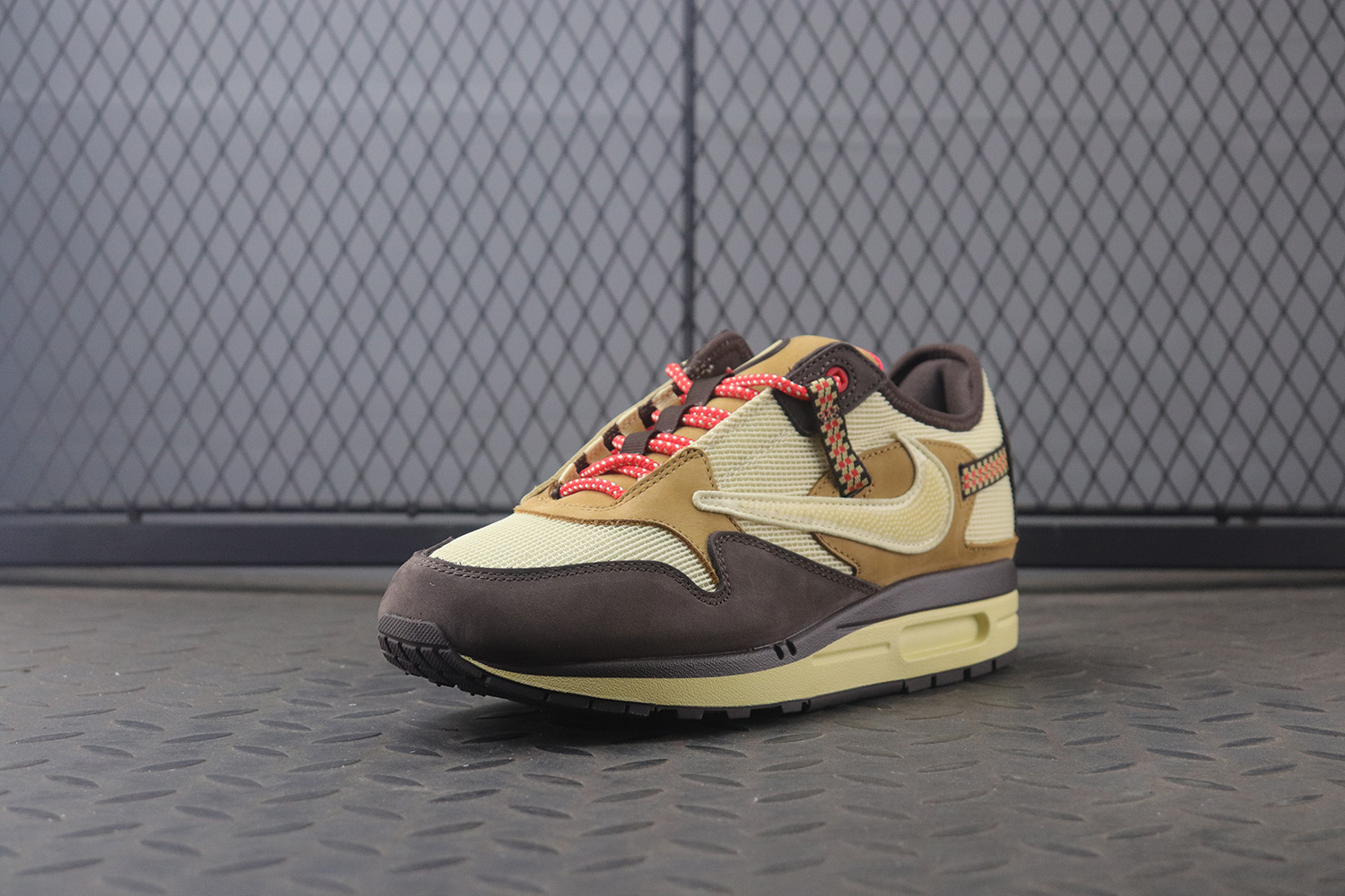Nike Air Max 1 Travis Scott Cactus Jack Baroque Brown