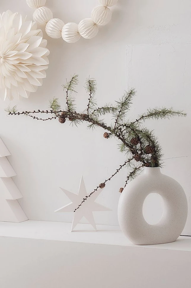 BUN vase/dekor - høyde 30,5 cm