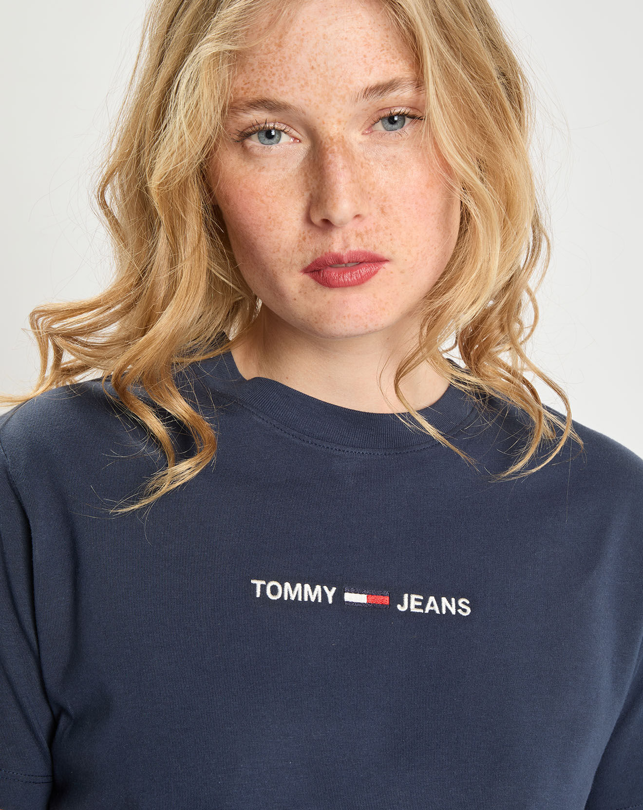 Tommy Jeans T-Shirt 100% Coton Bio linear logo bleu marine