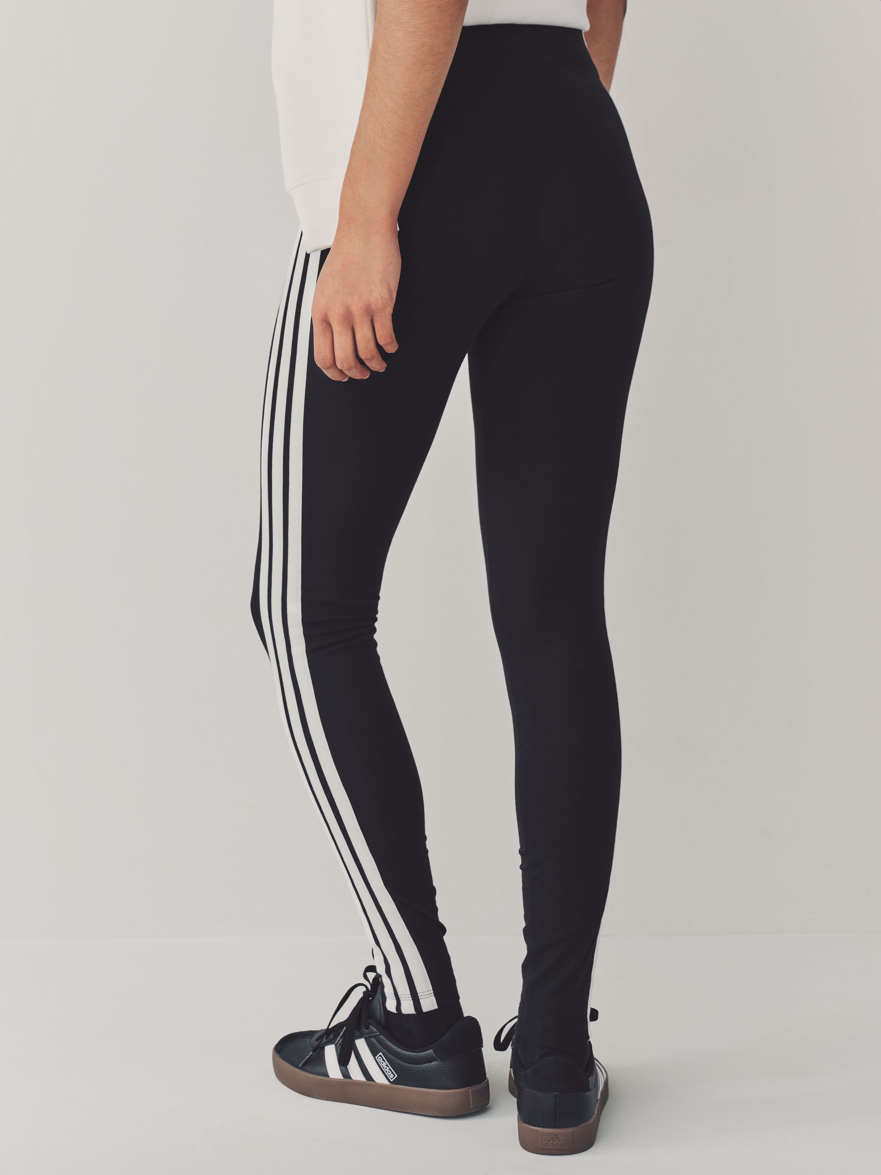 Zwart wit - adidas Essentials katoenen legging met 3 strepen
