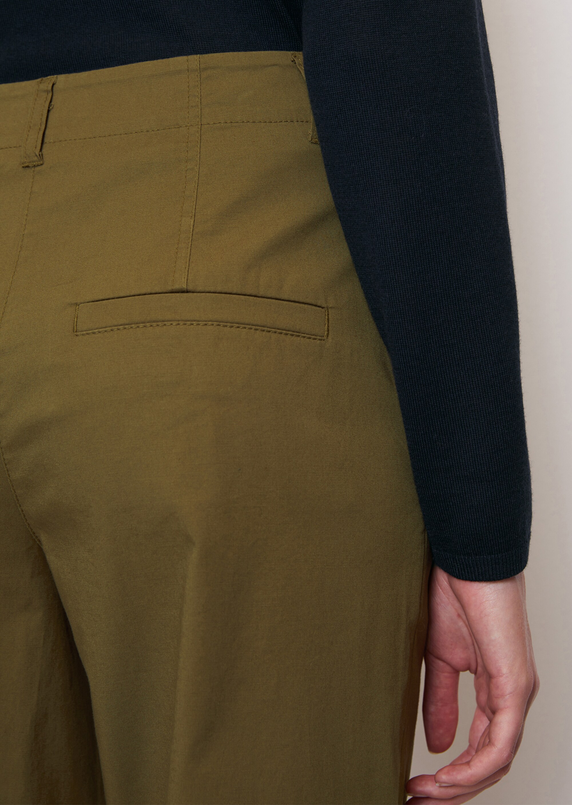 Weite Hose verkürzt aus stretchigem Organic Cotton-Twill