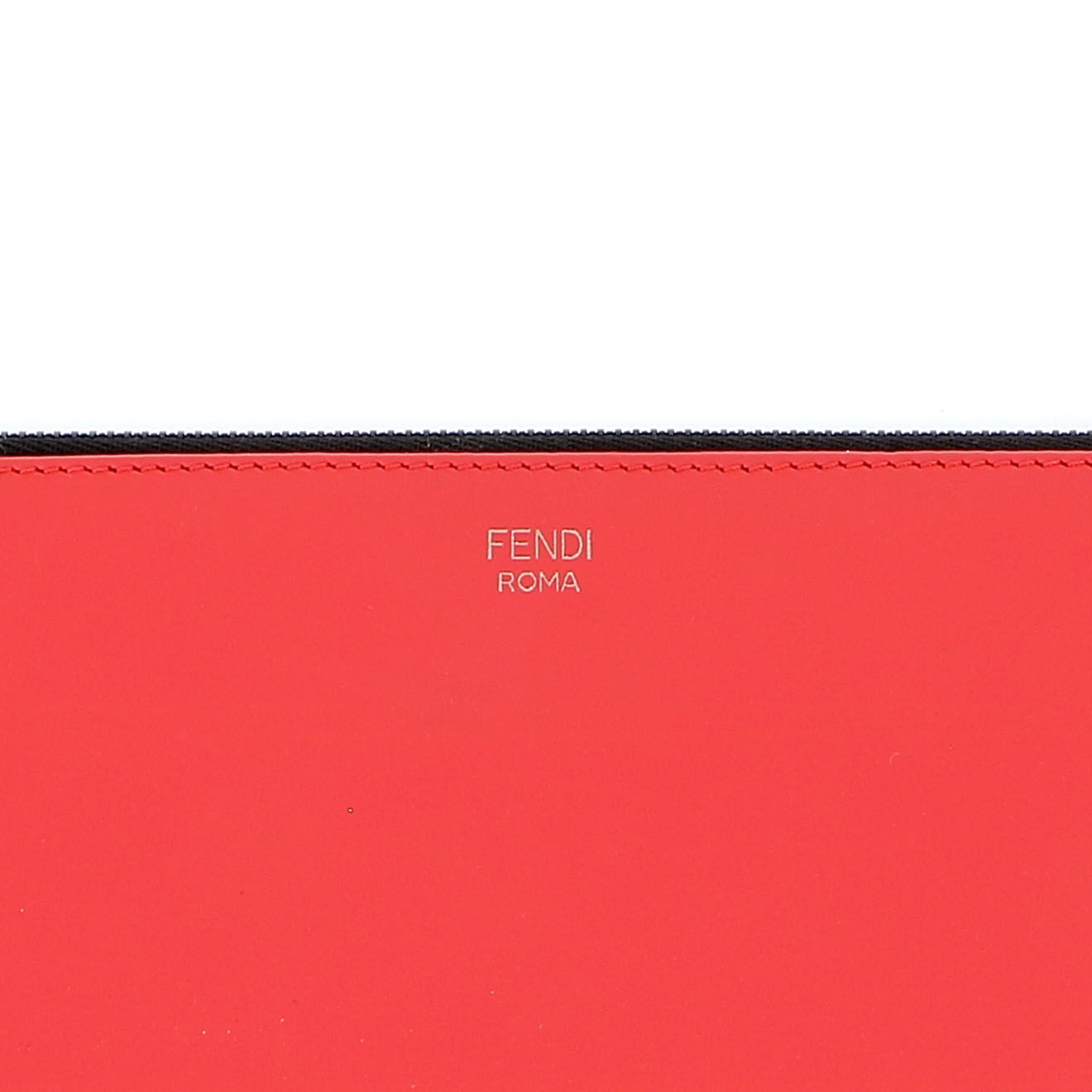 Fendi Pochette en Cuir rouge - Très bon état - 30x21 cm