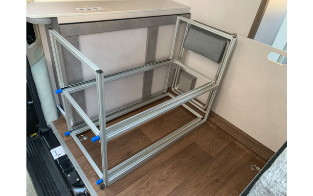 SYS-RACK Kastenwagen Heckauszug mit 90 cm Teleskopvollauszügen