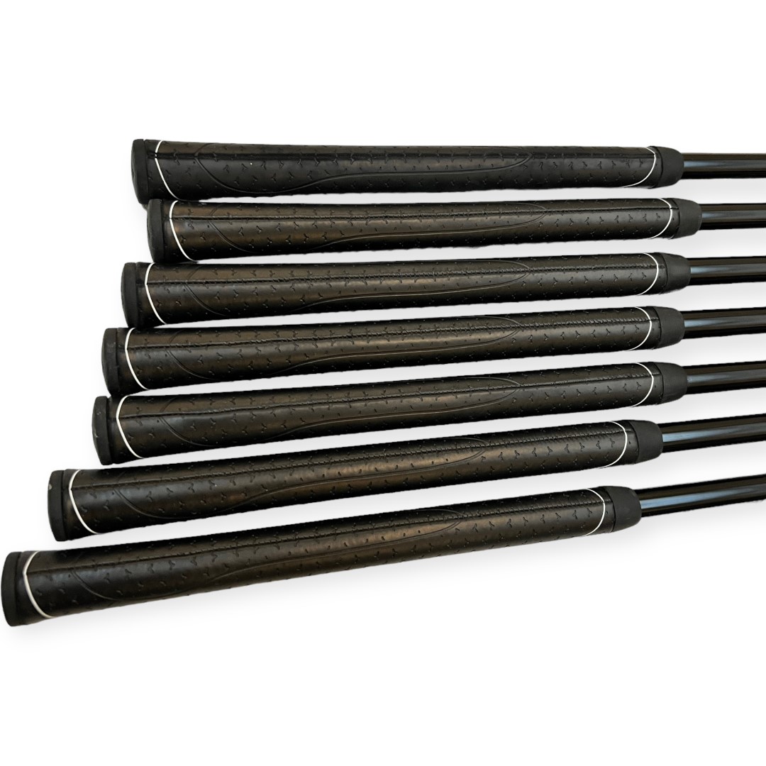 Wilson D9 Iron Set