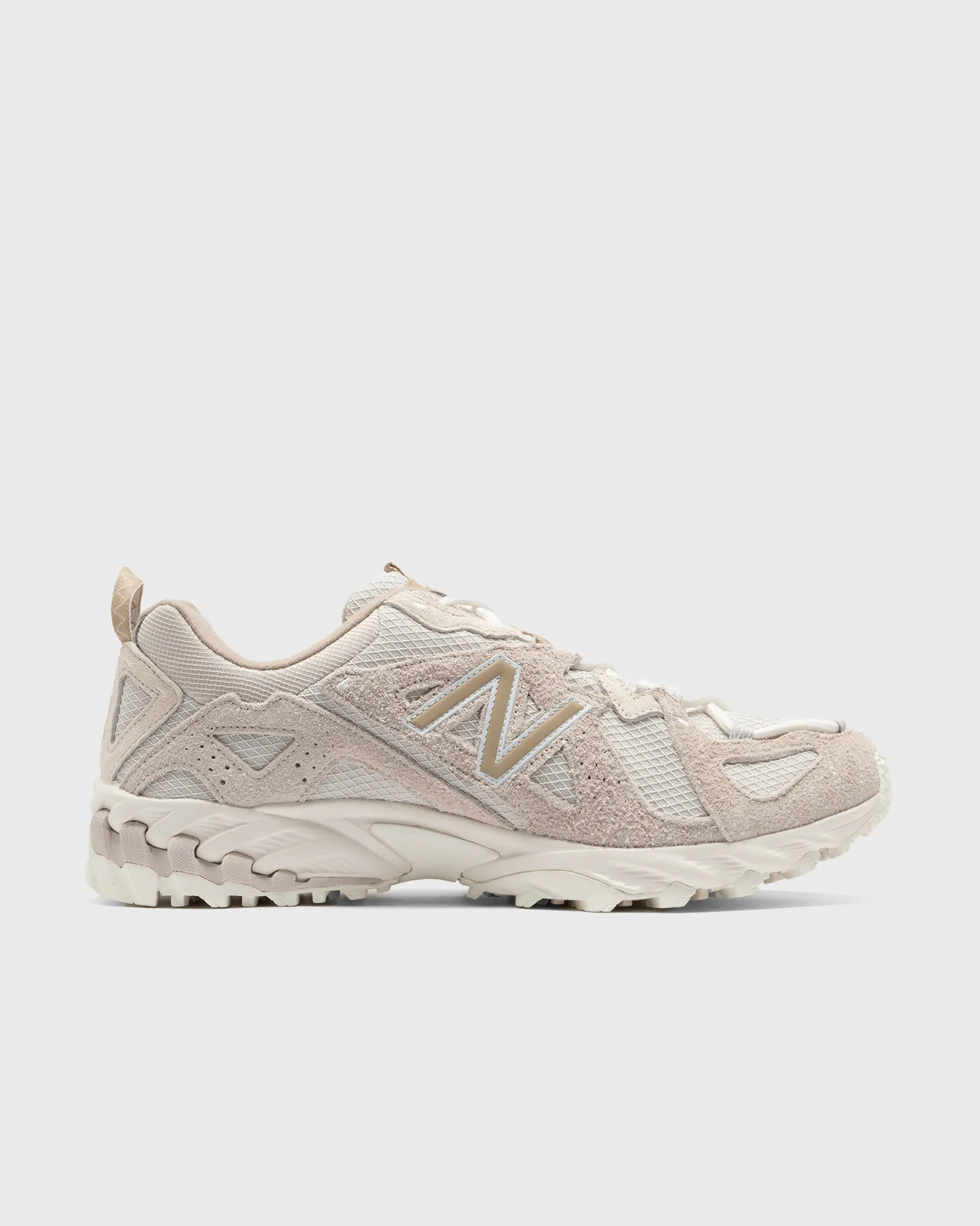 New Balance 610