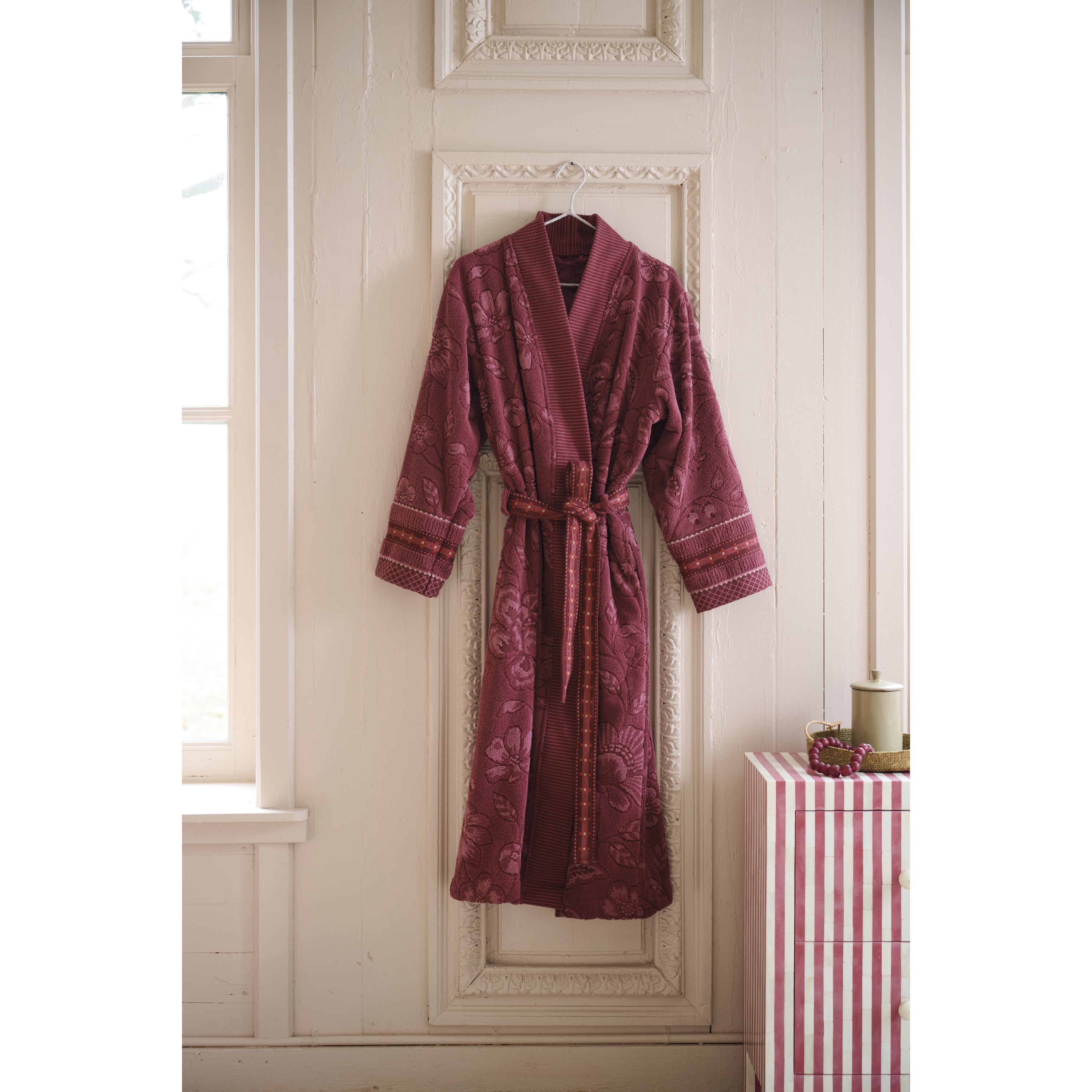 Pip Studio Jasmin Jacquard Badjas - Donker Roze - L