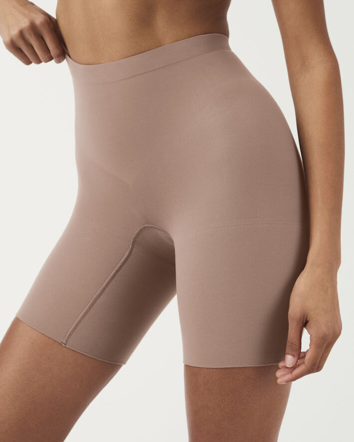 Spanx EVERYDAY SHAPING EVERYDAY SHAPING SHORT Café au lait