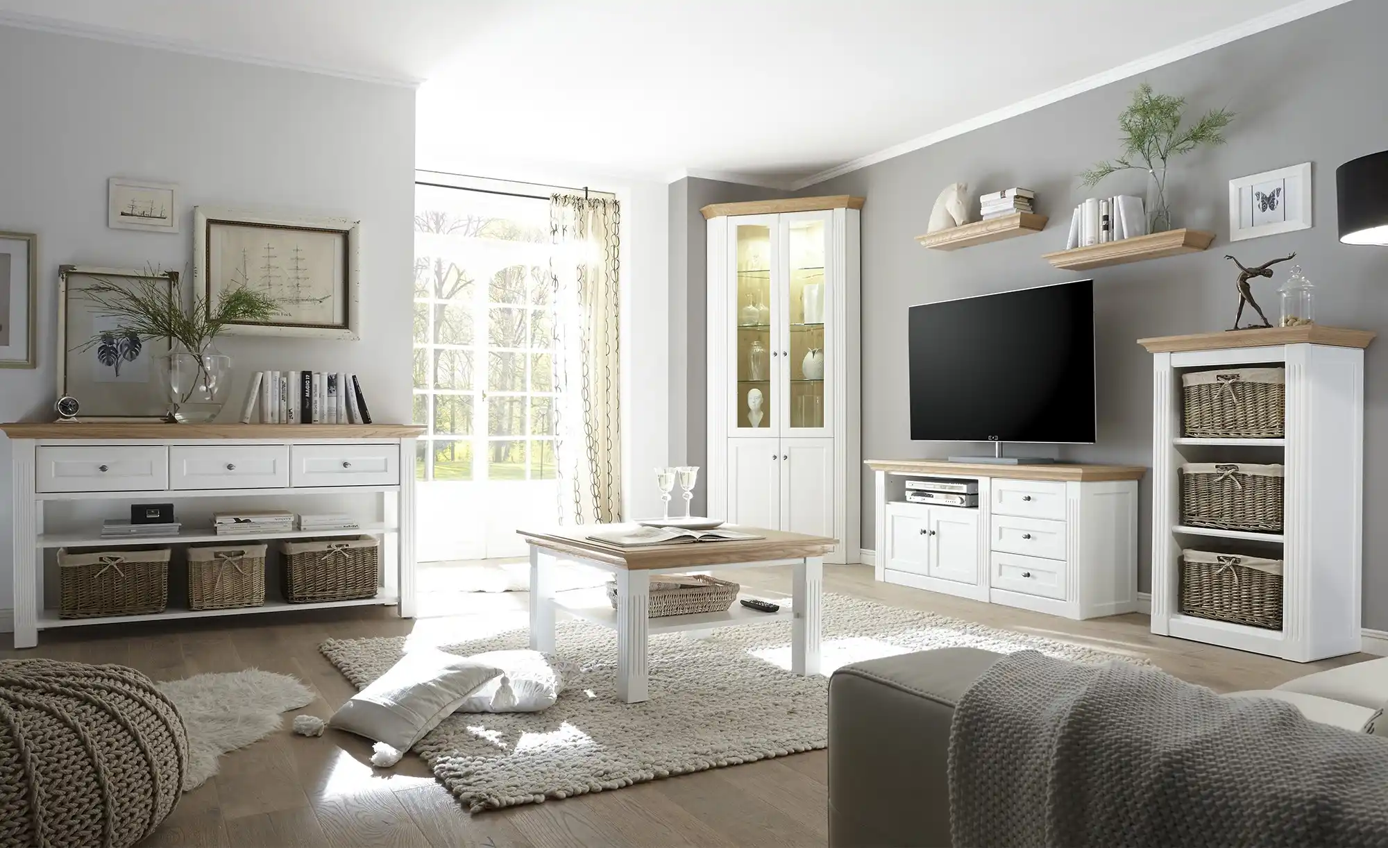 maison bleue TV-Element Petit Chalet