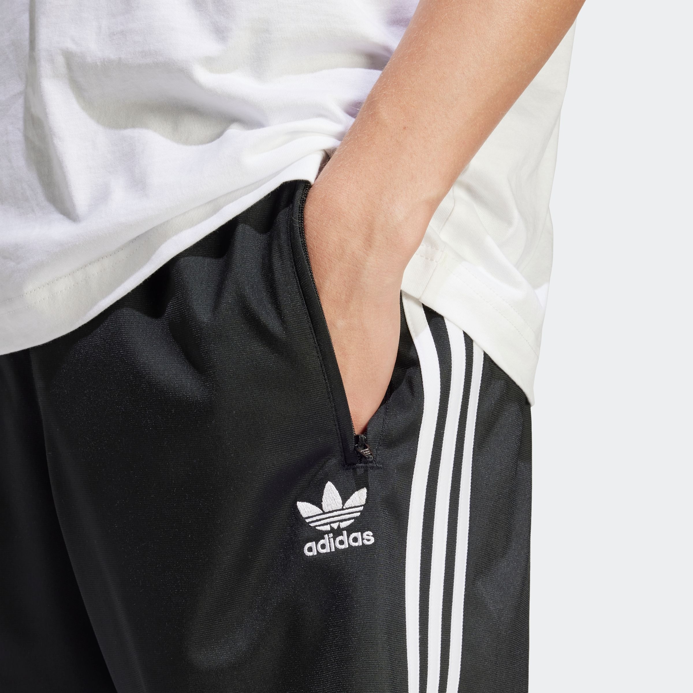 adidas Originals Shorts »FIREBIRD SHORT«  Trainingsshorts