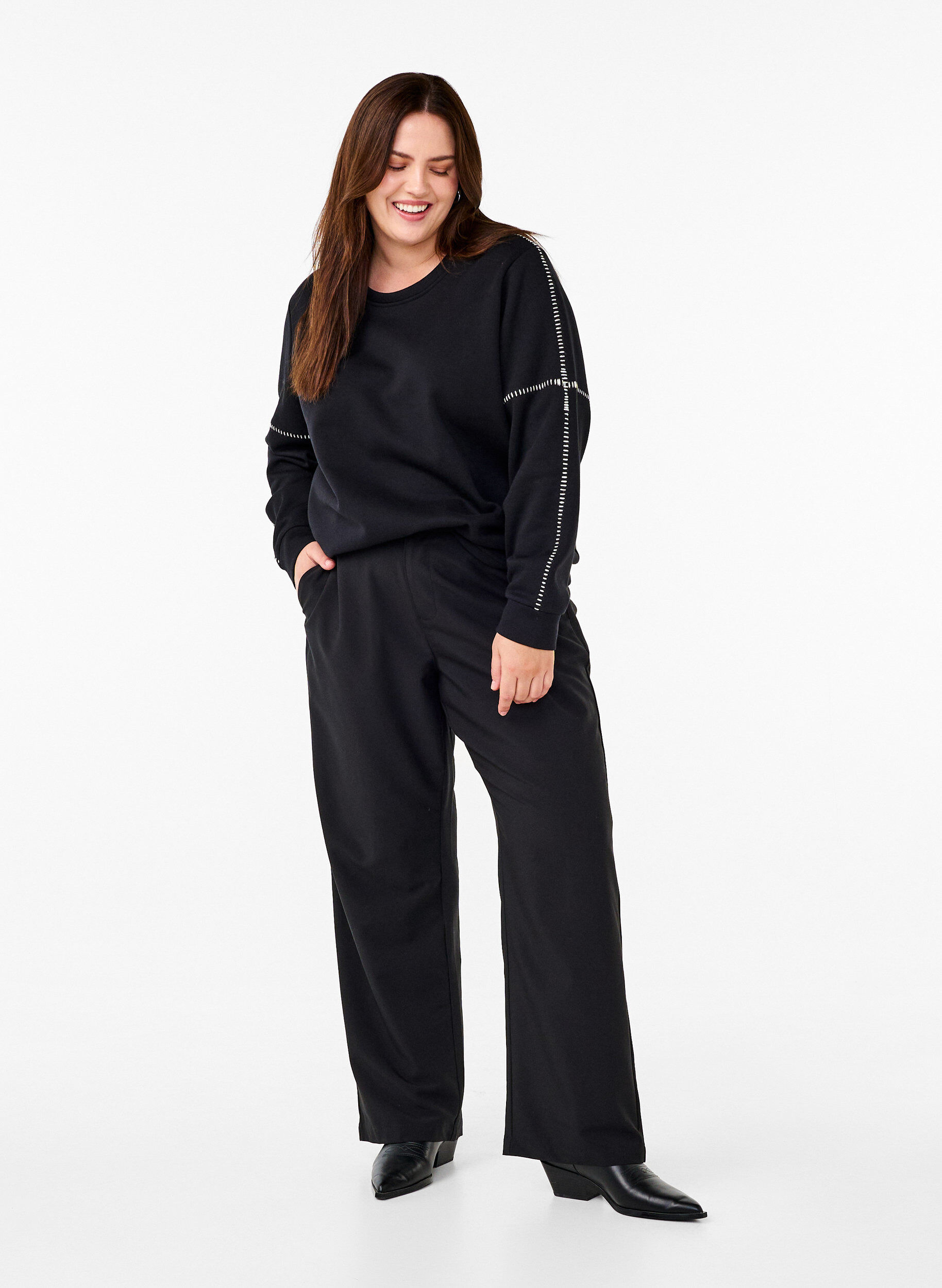 Sweatshirt med kontrastsyninger