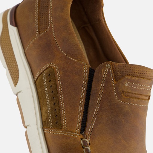 Outfielder Instappers cognac Nubuck