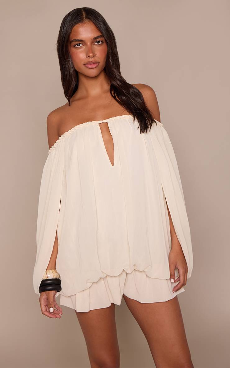 Crème Robe Mini Fluide Bardot En Mousseline Avec Détail Torsadé