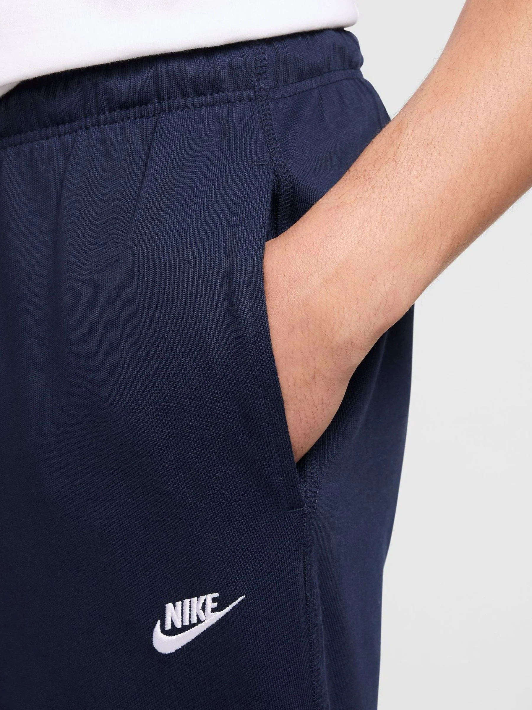 Obsidiaan - Nike Club joggingbroek van gebreide fleece 100% katoen