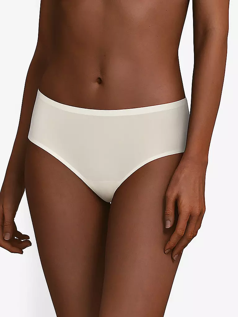 CHANTELLE Pants 