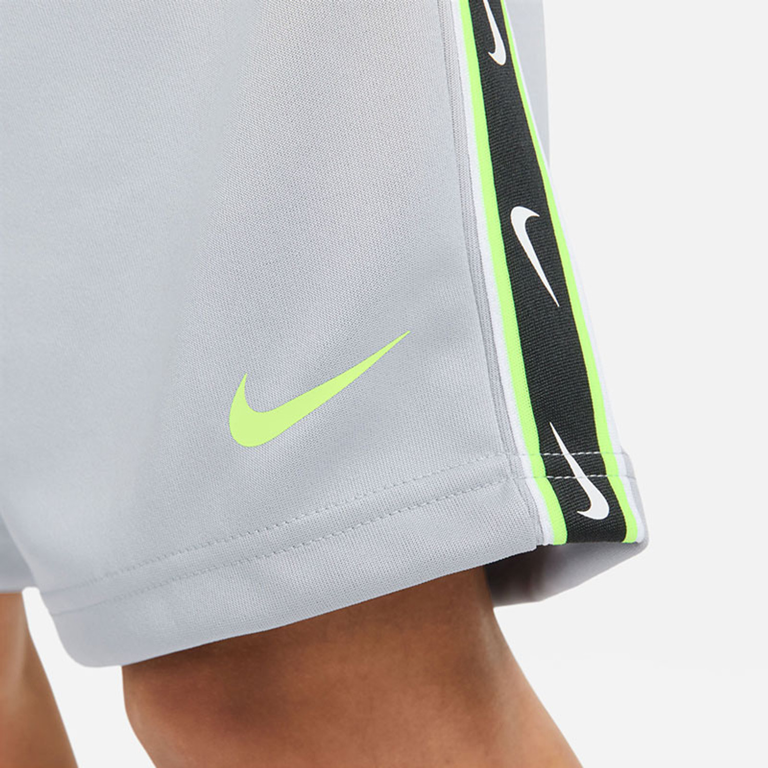 Nike Sportswear Repeat Trainingsset