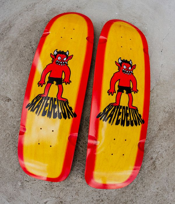 skatedeluxe Devil Shaped 9