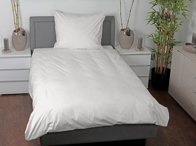 CASATEX Bettwäsche »Uni« 2 Stk. tlg. Uni Design, Reissverschluss, tolle Farben