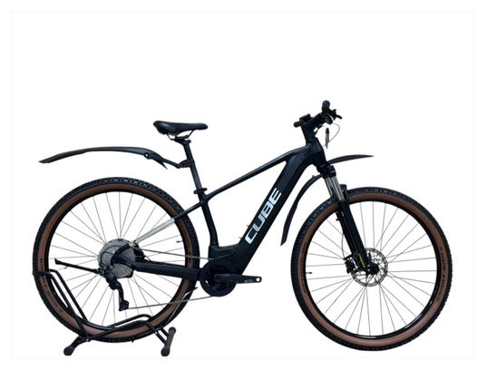 Produit reconditionné . Cube Reaction Hybrid One 625 SHIMANO 2022 . VTT électrique . Cube . très bon état