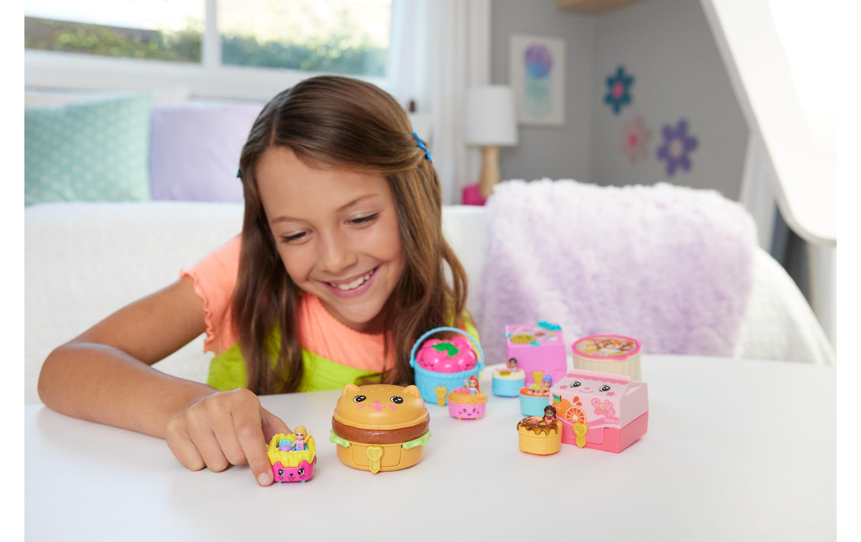 Takeout Reveal assortiertMinipuppen und Schatullen mit Spielzeugautos, Fahrzeugkollektion mit dem Thema Essen